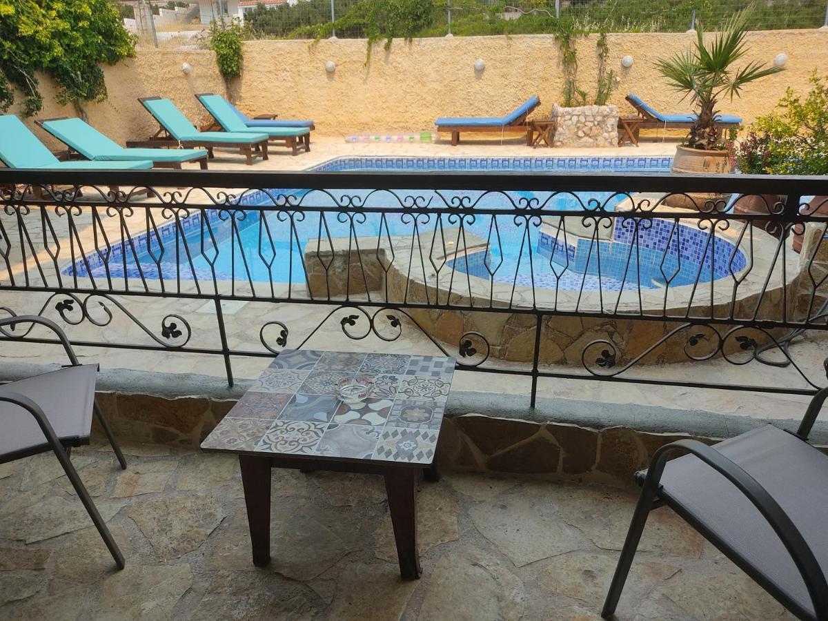 Xenonas Κithαiron Hotel Vília Kültér fotó