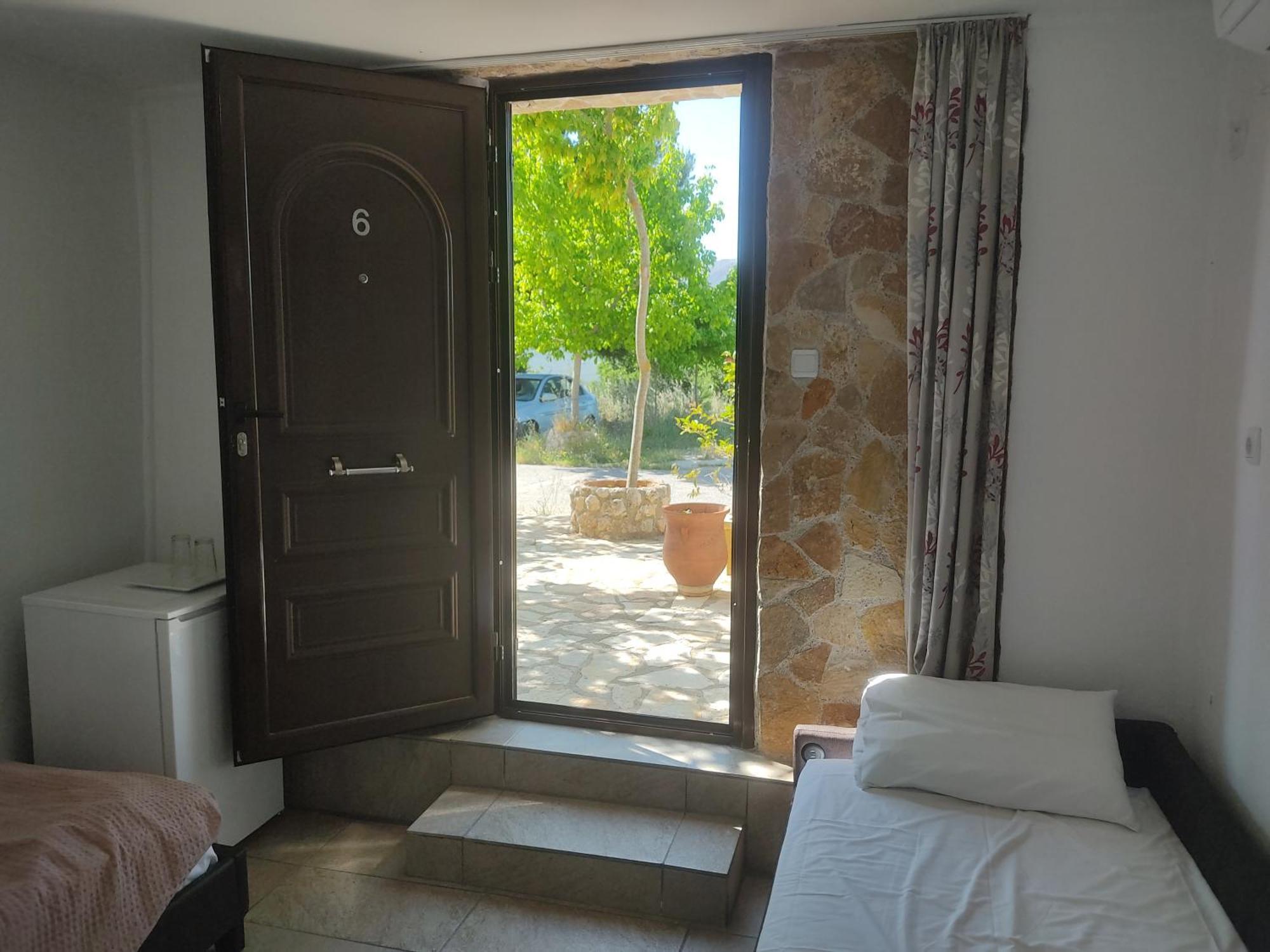 Xenonas Κithαiron Hotel Vília Kültér fotó