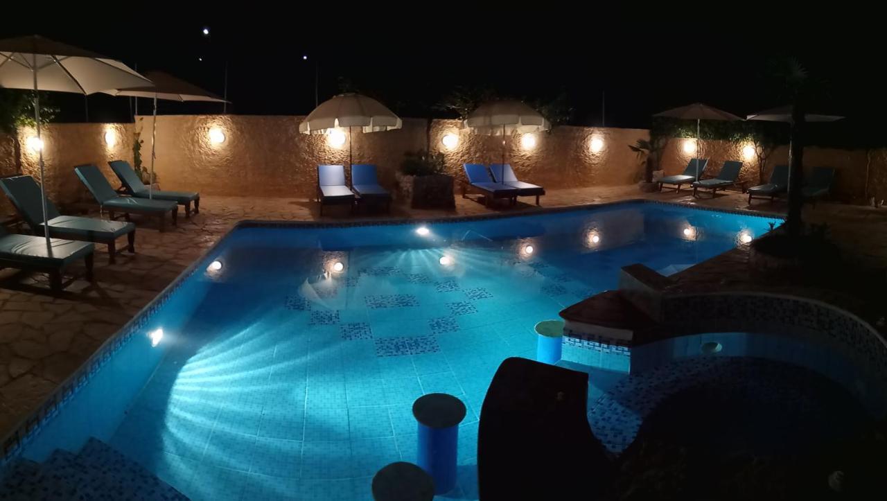 Xenonas Κithαiron Hotel Vília Kültér fotó
